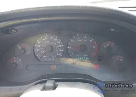 2000 Ford Mustang z USA, uszkodzony, nr VIN 1FAFP4046YF113353